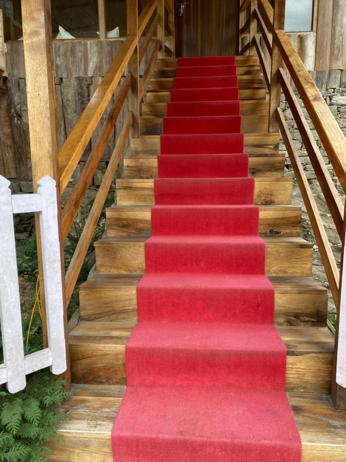 Log Cabin In The Woods Bed & Breakfast Gangtok Bagian luar foto