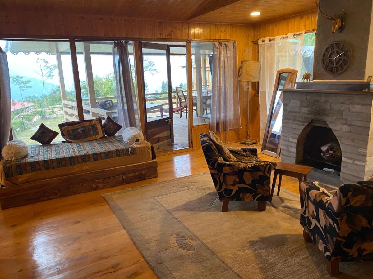 Log Cabin In The Woods Bed & Breakfast Gangtok Bagian luar foto